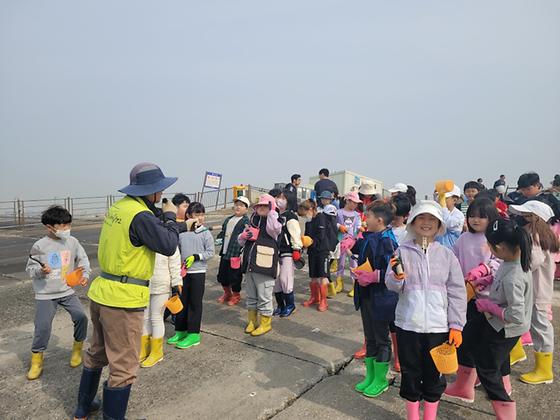 오이도 갯벌체험학교......입장전 찰칵